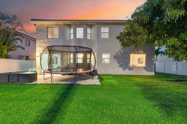 1483 SW 161st Avenue, Pembroke Pines, FL 33027