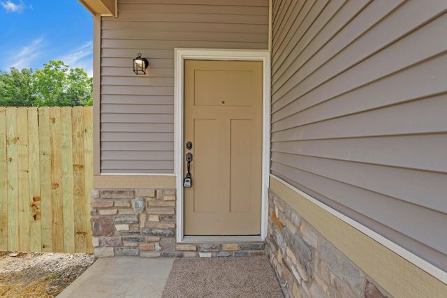 1519 Delbert Road, Columbus, OH 43219