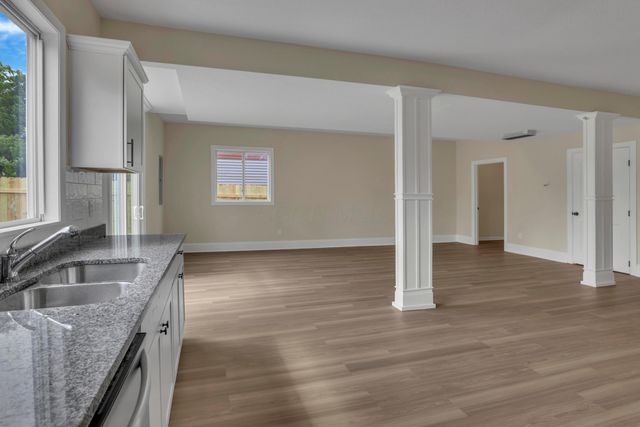 1519 Delbert Road, Columbus, OH 43219