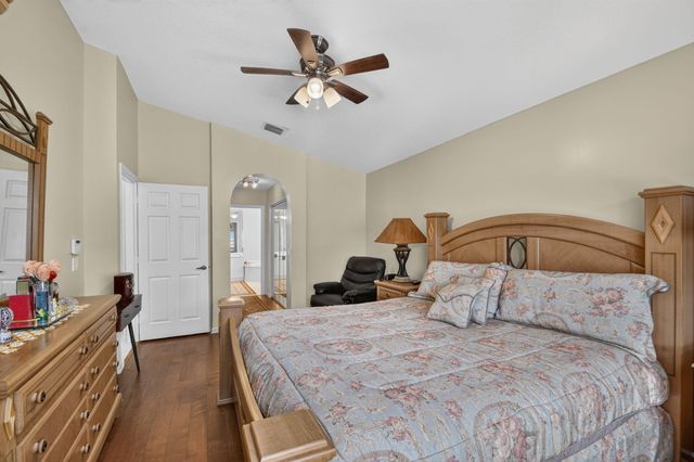 6649 Sun River Road, Boynton Beach, FL 33437