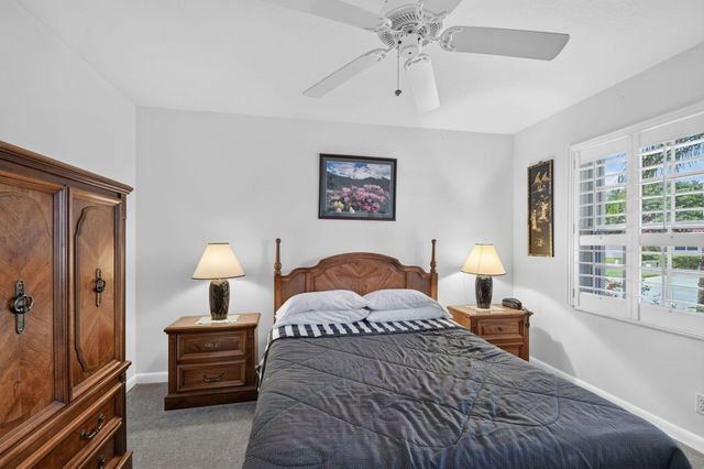 6649 Sun River Road, Boynton Beach, FL 33437