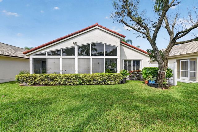 6649 Sun River Road, Boynton Beach, FL 33437