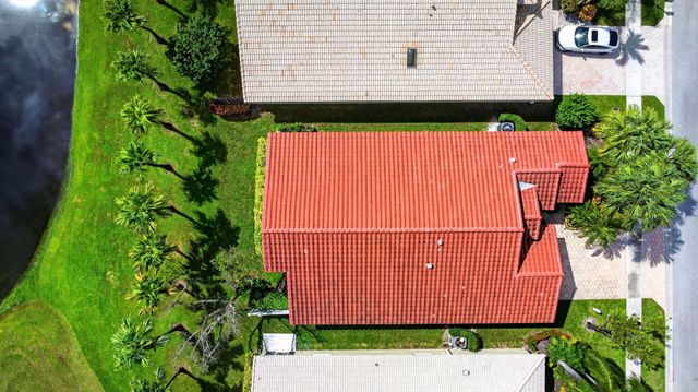 6649 Sun River Road, Boynton Beach, FL 33437