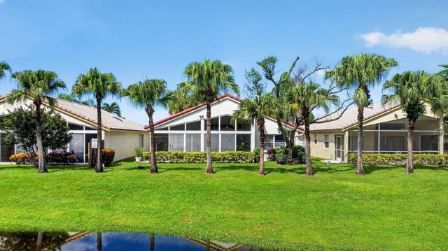 6649 Sun River Road, Boynton Beach, FL 33437