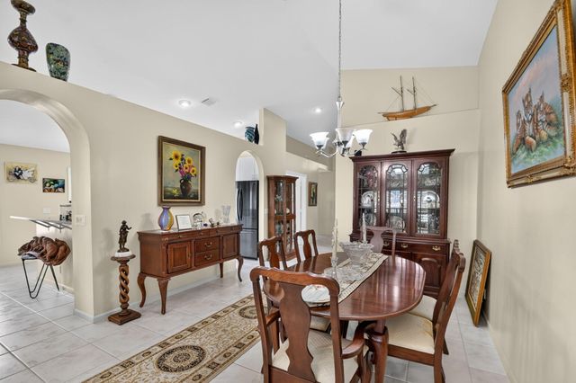 6649 Sun River Road, Boynton Beach, FL 33437