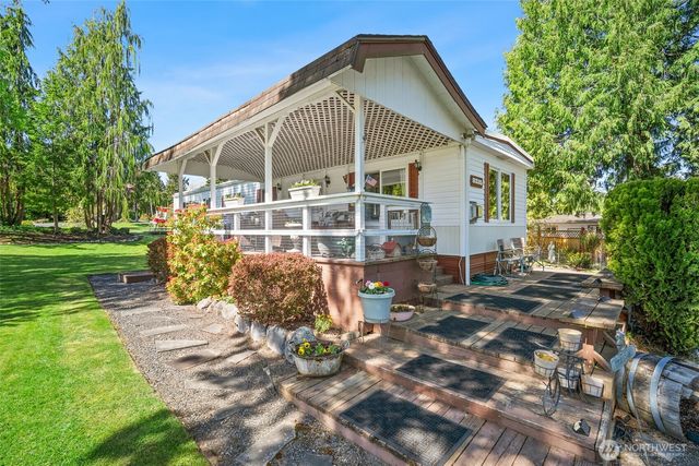 8225 Salish Lane, Blaine, WA 98230