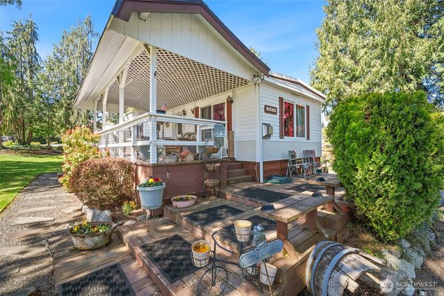 8225 Salish Lane, Blaine, WA 98230