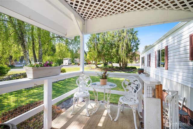 8225 Salish Lane, Blaine, WA 98230
