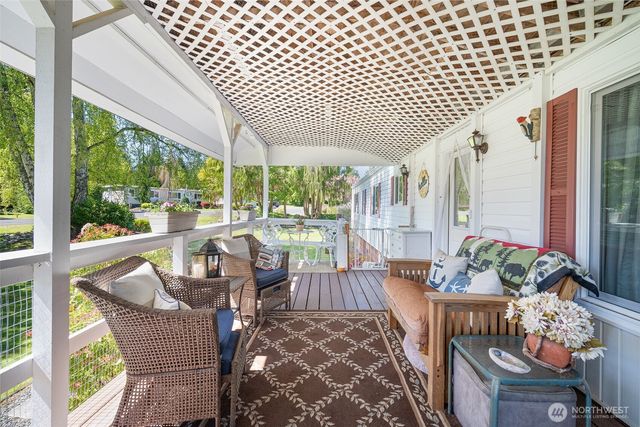 8225 Salish Lane, Blaine, WA 98230