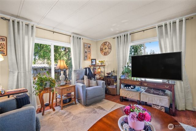 8225 Salish Lane, Blaine, WA 98230