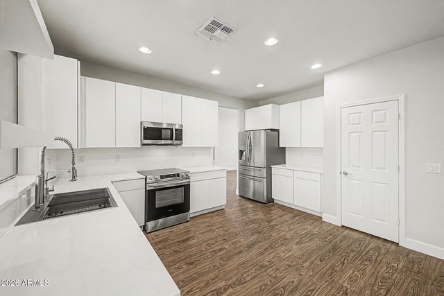 3167 W STEINBECK Drive, Anthem, AZ 85086