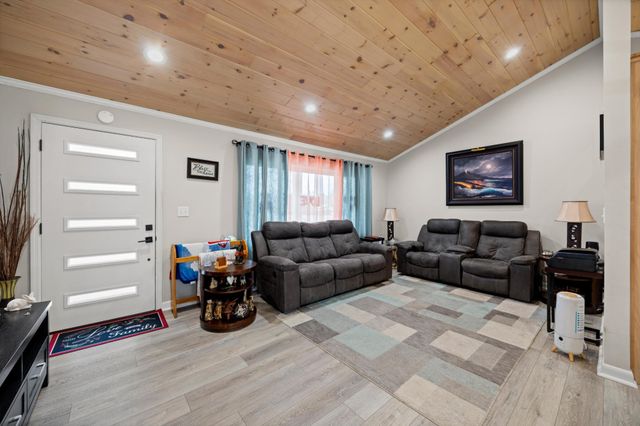 210 County Road 556, Athens, TN 37303