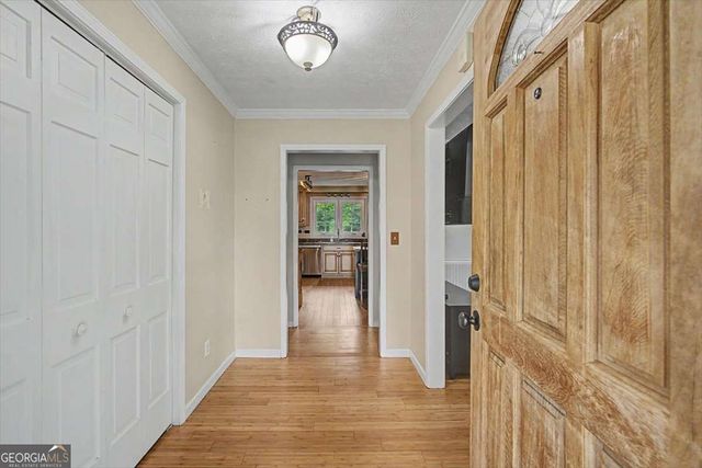 576 Cross Plains Road, Carrollton, GA 30116