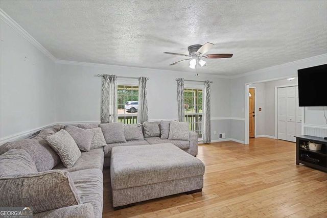 576 Cross Plains Road, Carrollton, GA 30116