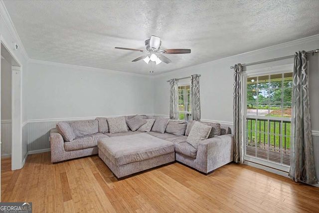 576 Cross Plains Road, Carrollton, GA 30116