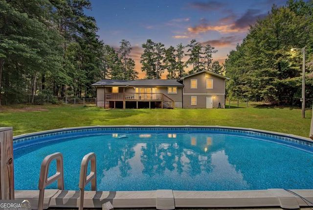 576 Cross Plains Road, Carrollton, GA 30116