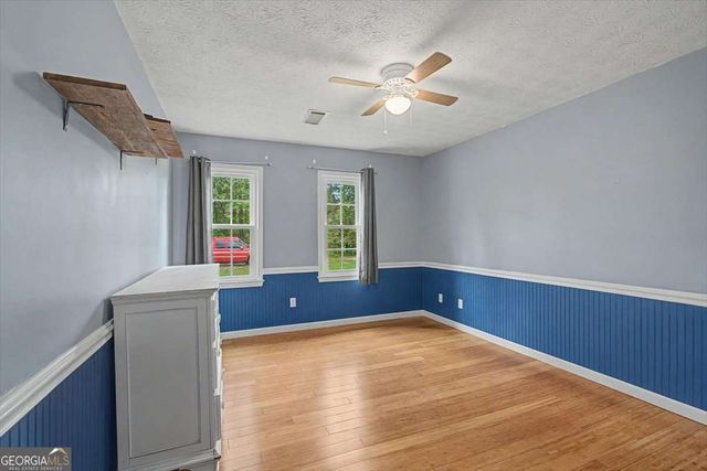 576 Cross Plains Road, Carrollton, GA 30116