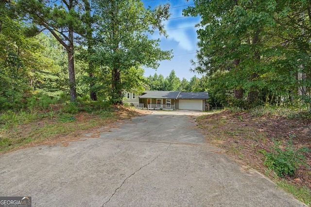 576 Cross Plains Road, Carrollton, GA 30116