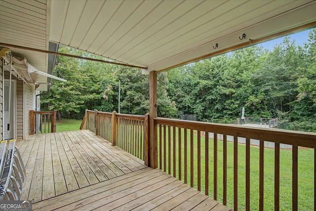 576 Cross Plains Road, Carrollton, GA 30116