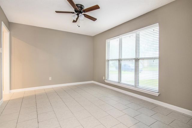 4327 Lucian Lane, Friendswood, TX 77546