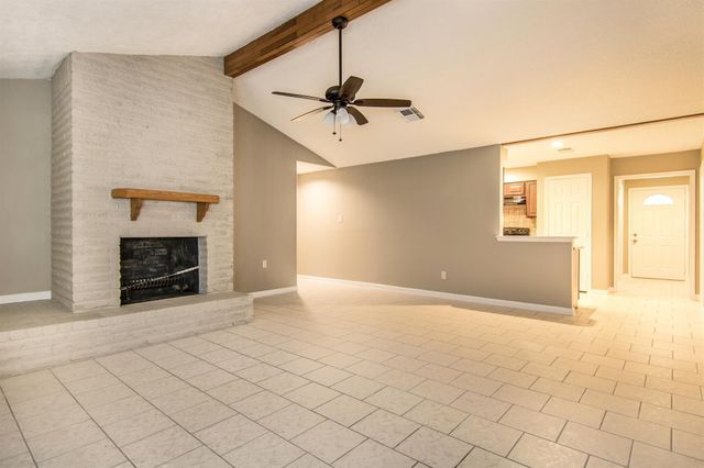 4327 Lucian Lane, Friendswood, TX 77546