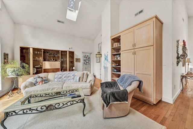 1280 Longview RD, Roanoke, VA 24018