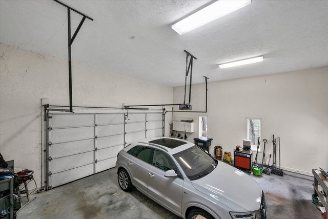 1280 Longview RD, Roanoke, VA 24018