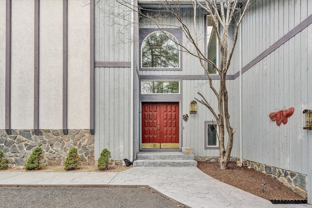 1280 Longview RD, Roanoke, VA 24018