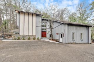 1280 Longview RD, Roanoke, VA 24018