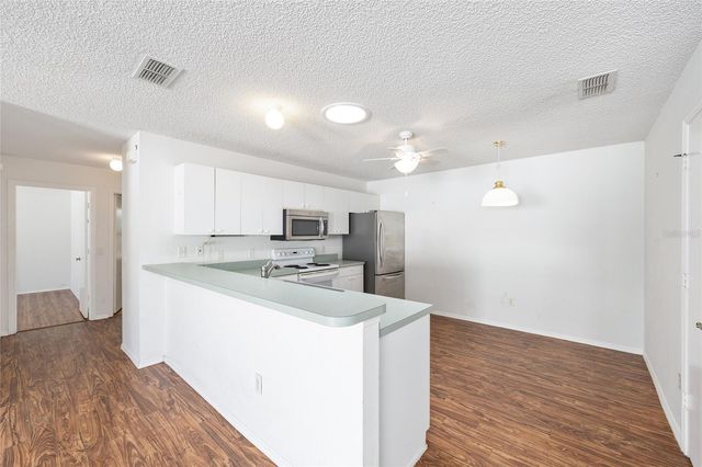 1685 CAMPOS DRIVE, The Villages, FL 32162