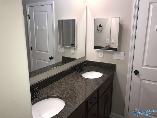 112 Beaver Brook Place, Toney, AL 35773