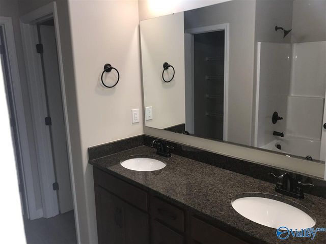 112 Beaver Brook Place, Toney, AL 35773