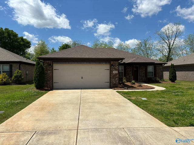 112 Beaver Brook Place, Toney, AL 35773
