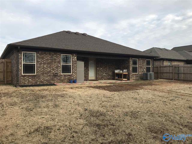 112 Beaver Brook Place, Toney, AL 35773