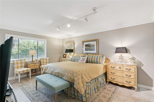 280 Moss Oak Lane, St Simons Island, GA 31522