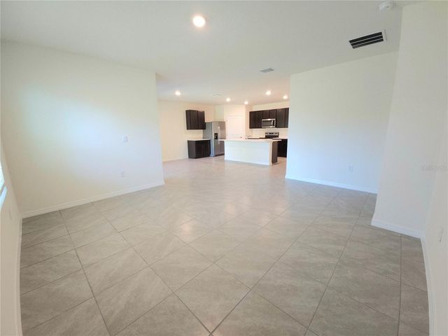 296 HICKORY COURSE TRAIL, Ocala, FL 34472