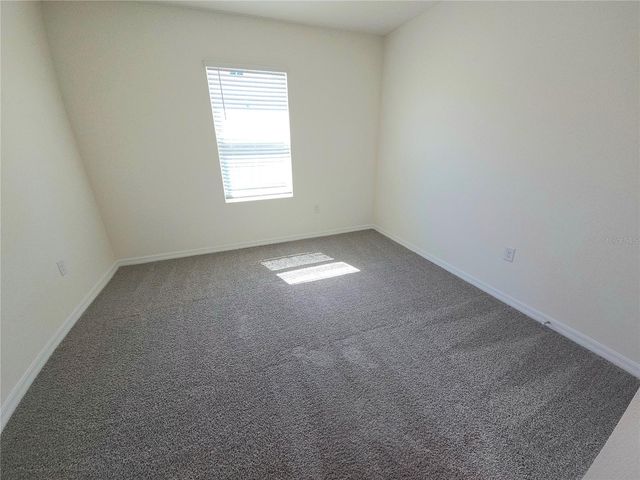 296 HICKORY COURSE TRAIL, Ocala, FL 34472