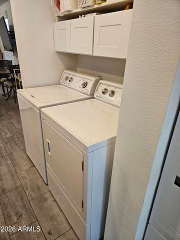 105 N DELAWARE Drive 21, Apache Junction, AZ 85120