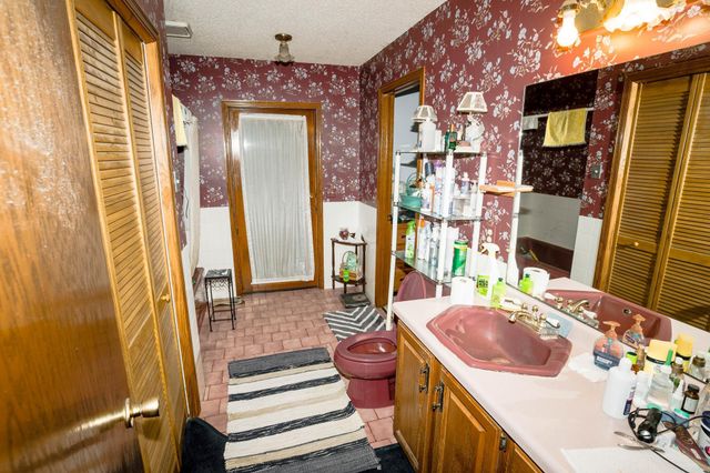 9225 Lake Boulevard, Chisago City, MN 55013