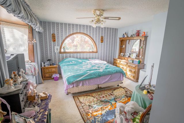 9225 Lake Boulevard, Chisago City, MN 55013