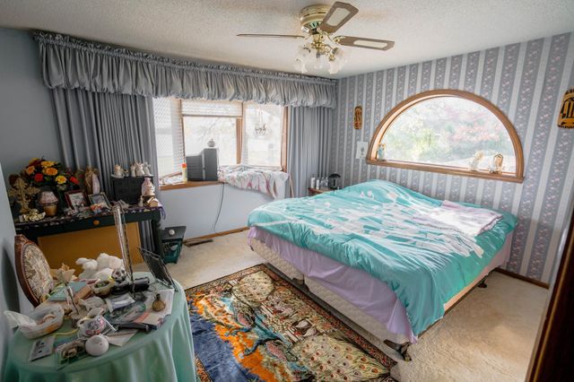 9225 Lake Boulevard, Chisago City, MN 55013