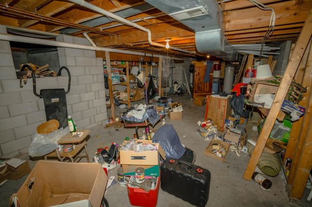 9225 Lake Boulevard, Chisago City, MN 55013