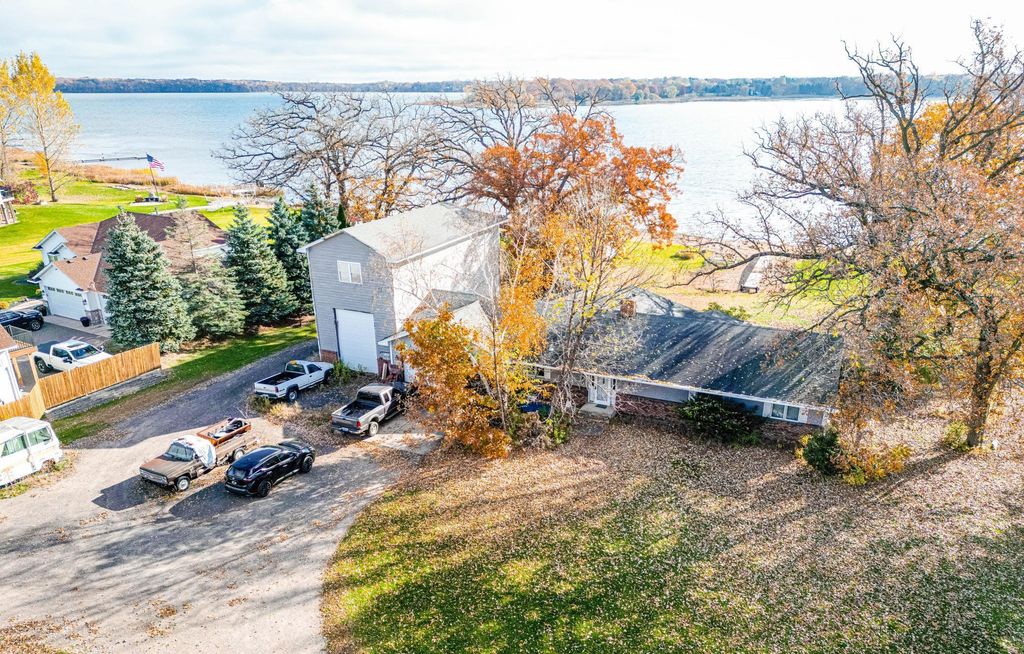 9225 Lake Boulevard, Chisago City, MN 55013 — photo 2