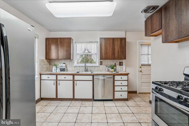 10006 PORTLAND PL, Silver Spring, MD 20901