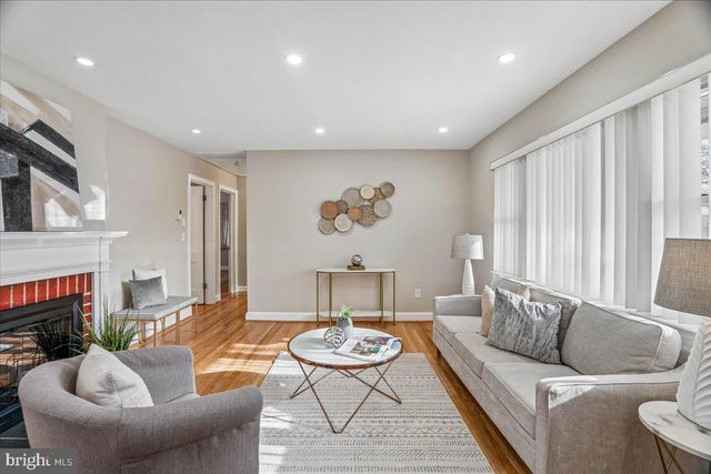 10006 PORTLAND PL, Silver Spring, MD 20901