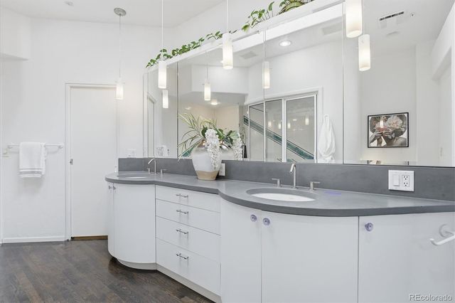 1940 Blake Street 300, Denver, CO 80202