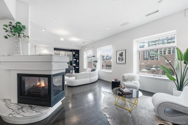 1940 Blake Street 300, Denver, CO 80202