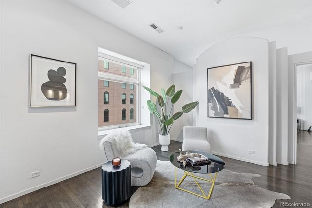 1940 Blake Street 300, Denver, CO 80202