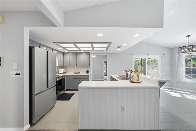 8370 WINDRIDGE WAY, Weeki Wachee, FL 34613