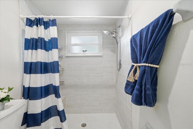 8370 WINDRIDGE WAY, Weeki Wachee, FL 34613